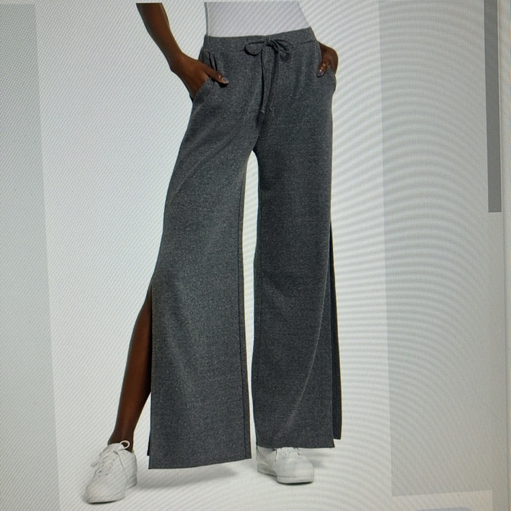 NWT Nordstrom BP Slit Hem Knit Pants.  Size Mefium, fit like a small.